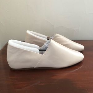 Loafers (off-white)